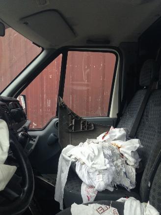 Ford Transit 2.4 tdci picture 3