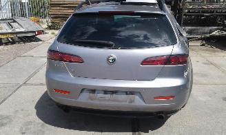 Alfa Romeo 159 2.4  JTDM picture 3
