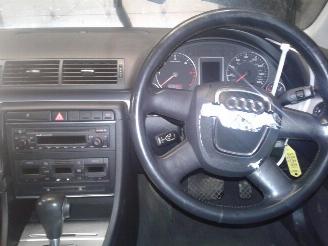 Audi A4 2.0 TDI picture 7