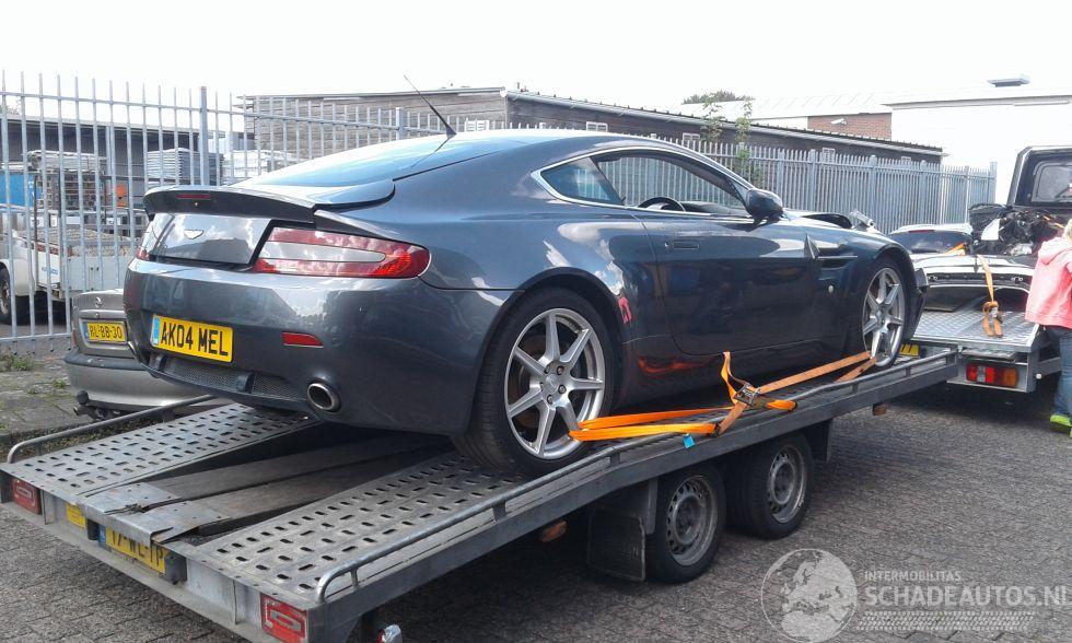 Aston Martin Vantage 4.3 V8