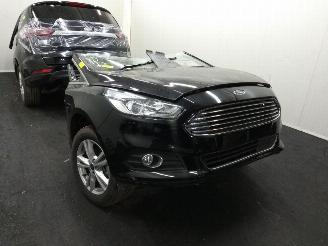 Salvage car Ford S-Max  2017/1