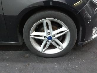 Ford Focus  picture 12