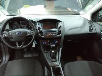 Ford Focus  picture 3