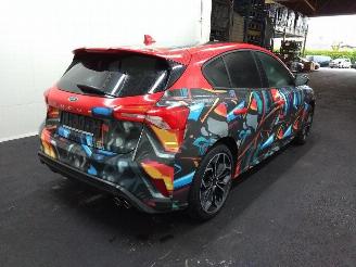 Ford Focus  picture 32