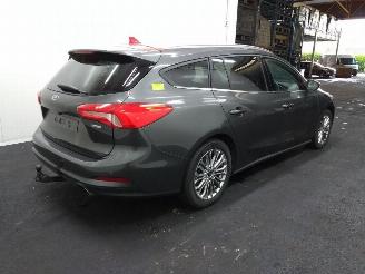 Ford Focus  picture 21