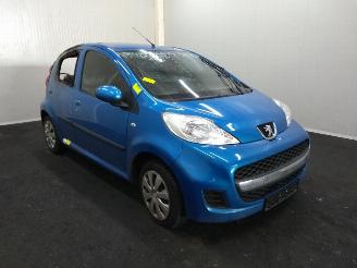 Peugeot 107  picture 1
