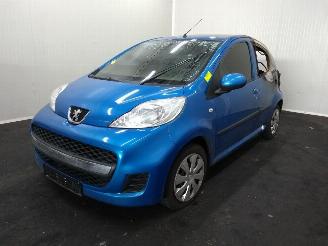 Peugeot 107  picture 7