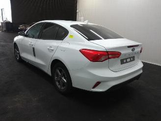 Ford Focus  picture 11