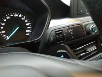 Ford Focus  picture 3