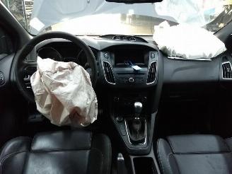 Ford Focus  picture 24