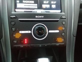 Ford Mondeo  picture 16