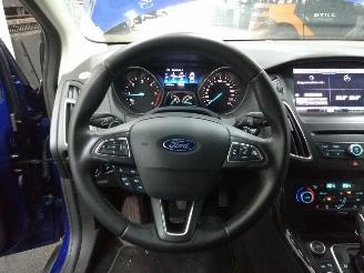 Ford Focus  picture 9