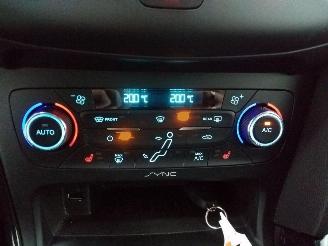 Ford Focus  picture 13
