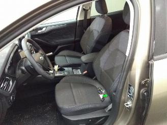 Ford Focus ACTIVE picture 24