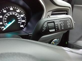 Ford Focus  picture 25