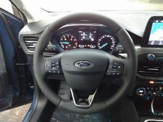 Ford Focus  picture 32