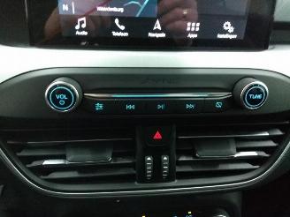 Ford Focus  picture 13