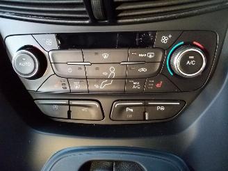 Ford Kuga  picture 15