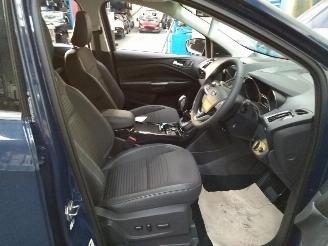 Ford Kuga  picture 14