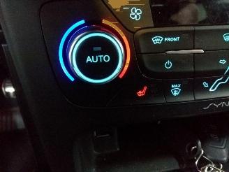 Ford Focus C-Max  picture 16