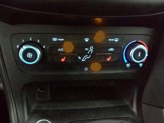 Ford Focus  picture 22