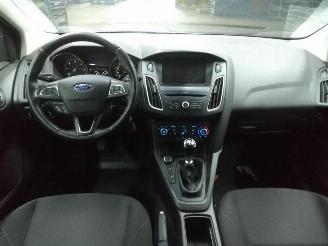 Ford Focus  picture 8