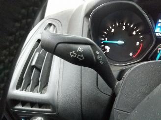Ford Focus  picture 3