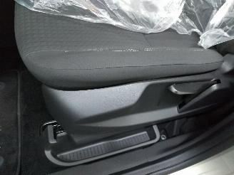 Ford C-Max  picture 9