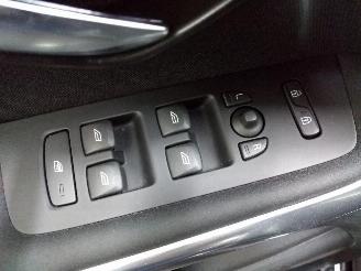 Volvo V-40  picture 36