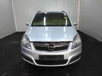 Opel Zafira  picture 5