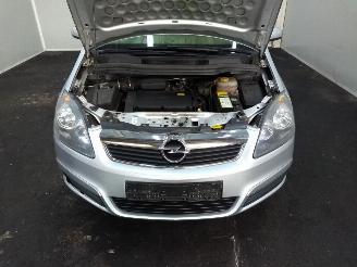 Opel Zafira  picture 9