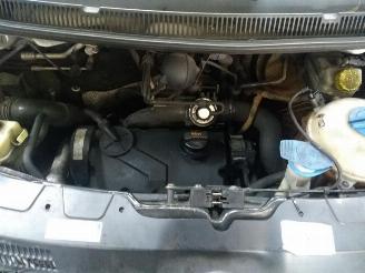 Volkswagen Transporter  picture 17