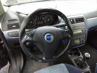 Fiat Punto  picture 3