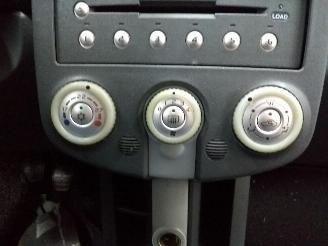 Mitsubishi Colt  picture 7