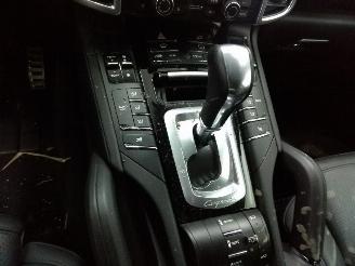 Porsche Cayenne  picture 21