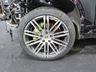 Porsche Cayenne  picture 11