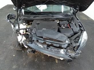 Volvo V-40  picture 24