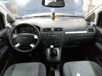 Ford C-Max  picture 15