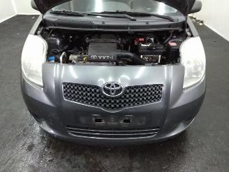 Toyota Yaris  picture 18