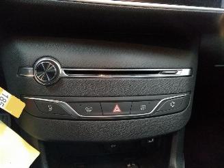 Peugeot 308  picture 34