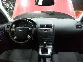 Ford Mondeo  picture 22
