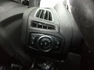 Ford Focus  picture 9
