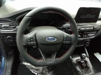 Ford Focus  picture 23
