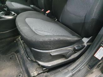 Hyundai I-20  picture 24