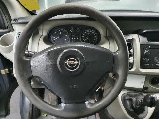 Opel Vivaro  picture 46