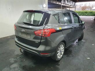 Ford B-Max  picture 11