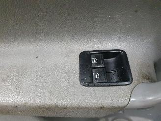 Volkswagen Caddy Combi 1.9 TDI picture 29