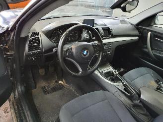BMW 1-serie E81 116I picture 7