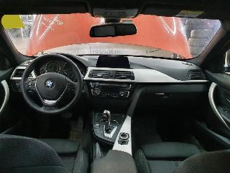 BMW 3-serie F31 LCI 318D picture 29