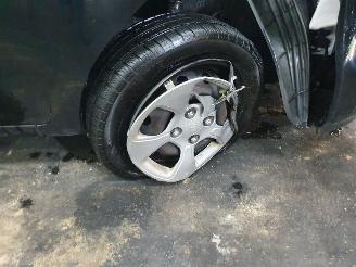 Kia Picanto  picture 18